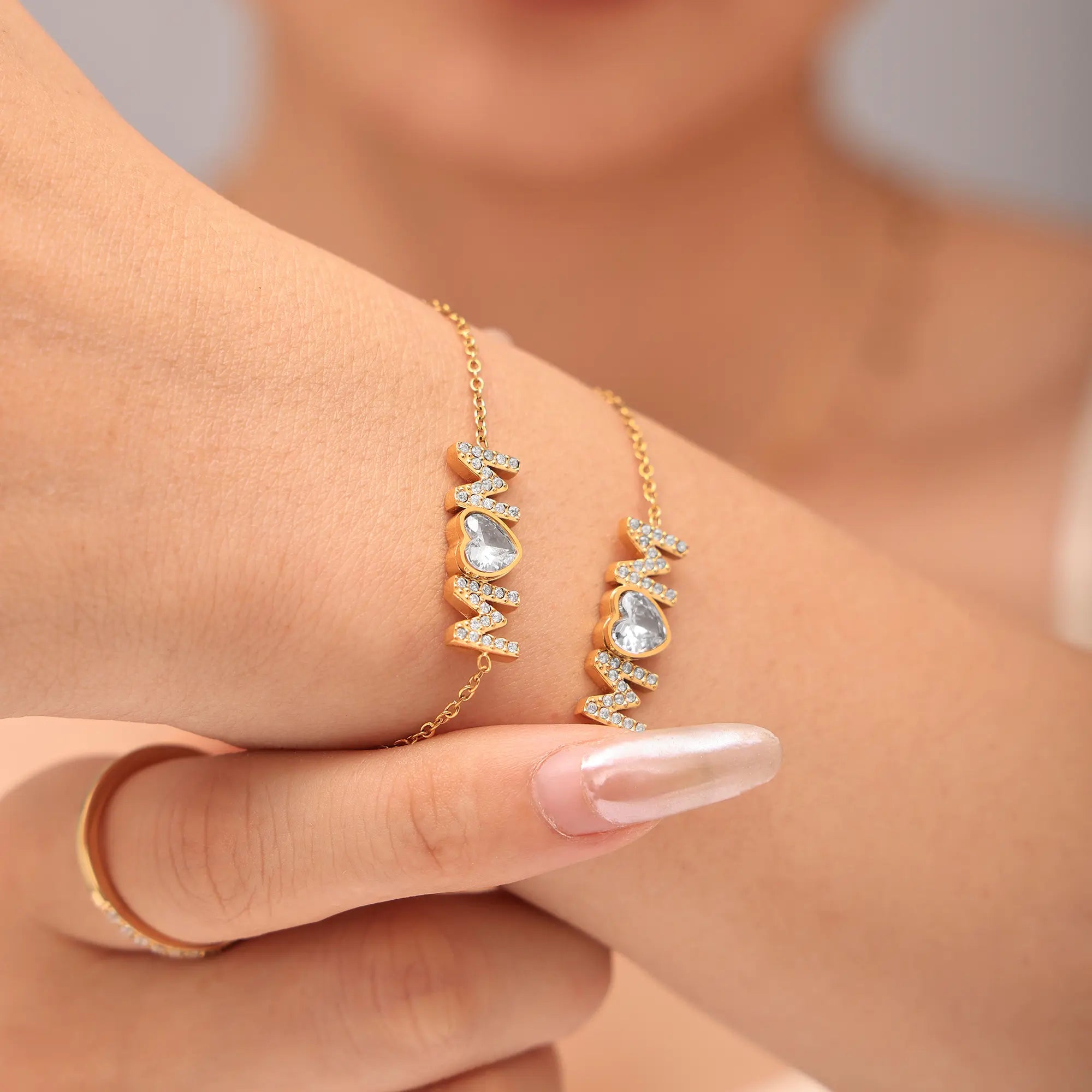18K Gold Plated MOM Heart Crystal Chain Bracelet