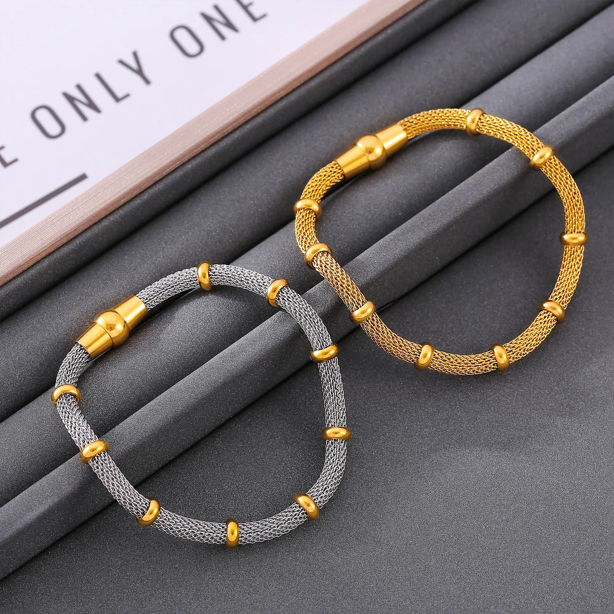 18K Gold Bamboo Mesh Chain Bracelet
