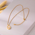 Vintage Oval Mother of Pearl Pendant Necklace