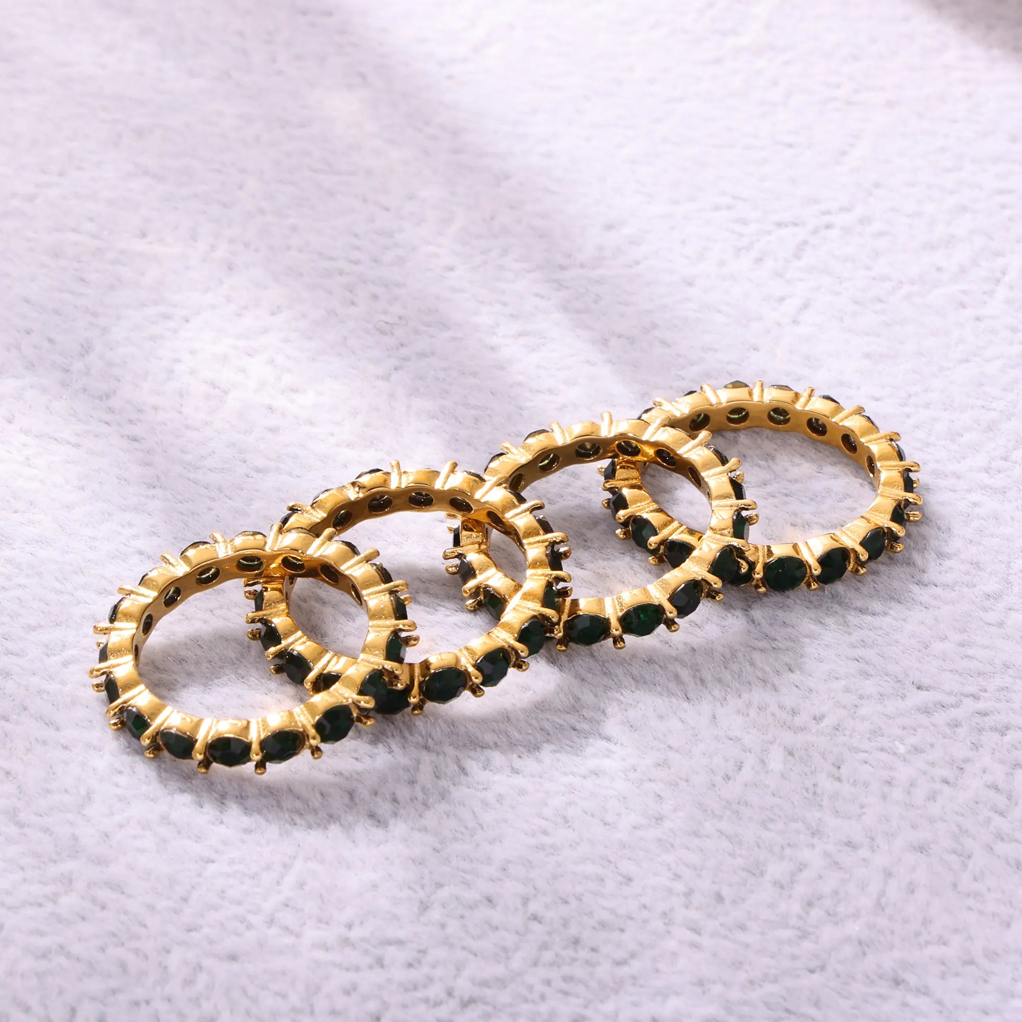 Vintage Bezel Emerald Green Gemstone Ring