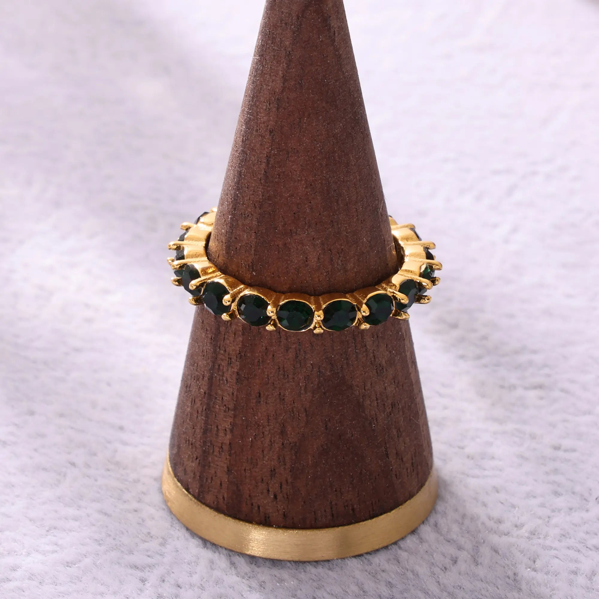 Vintage Bezel Emerald Green Gemstone Ring