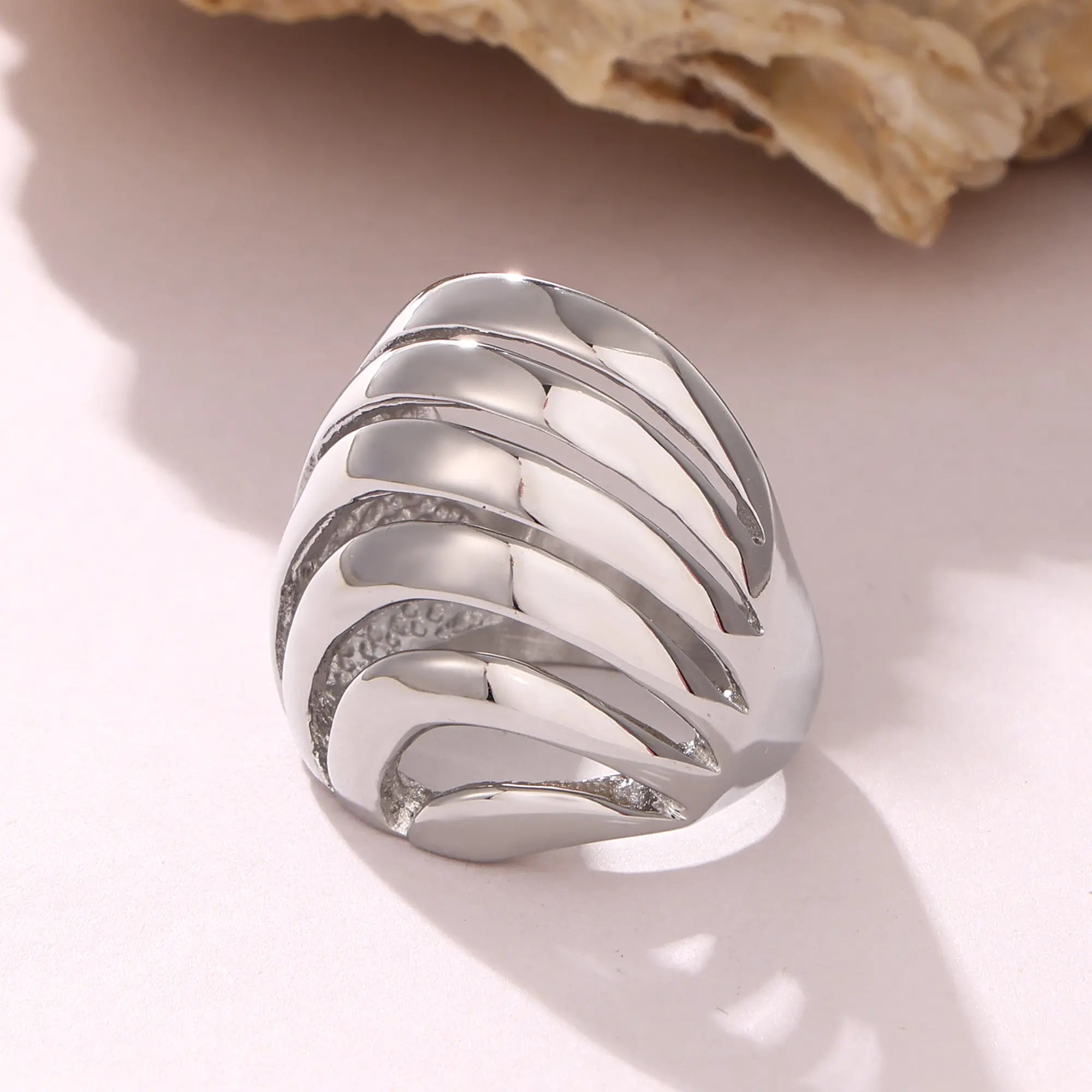 Sculptural Hollow Wave Ring
