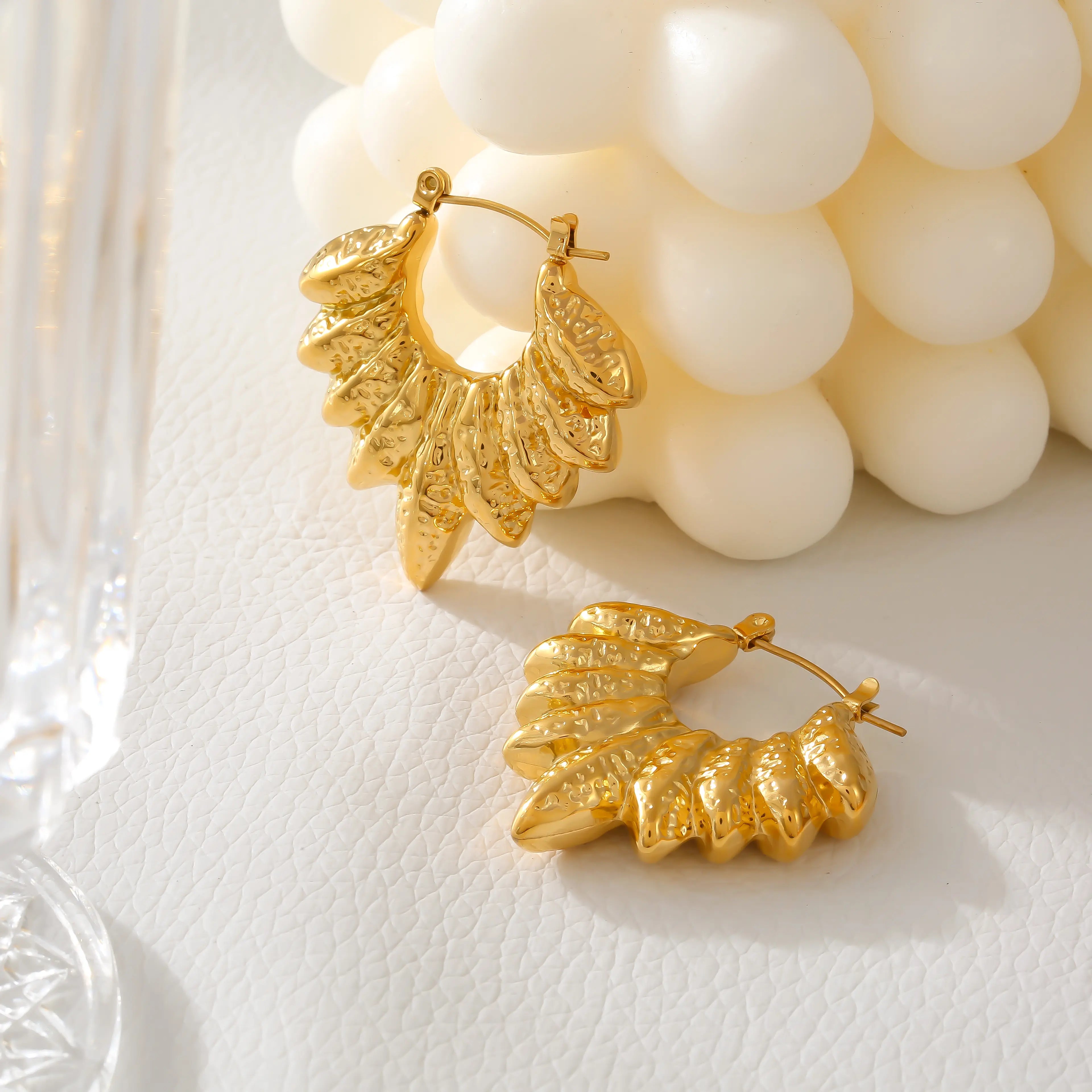 Minimalist Hollow Leaf Hoop Earrings
