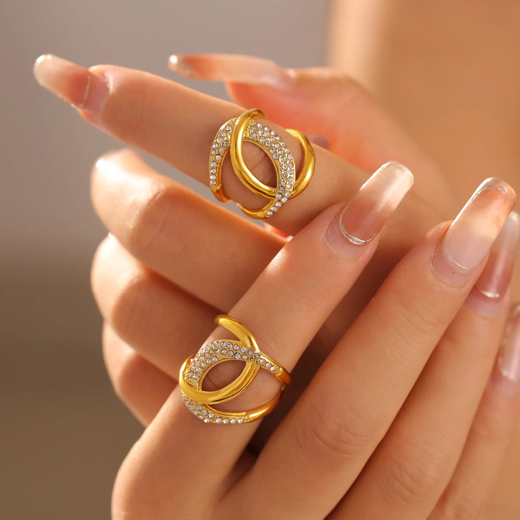 Vintage Interlocking Pave Loop Ring