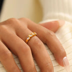 Vintage Court Single Row Eternity Band