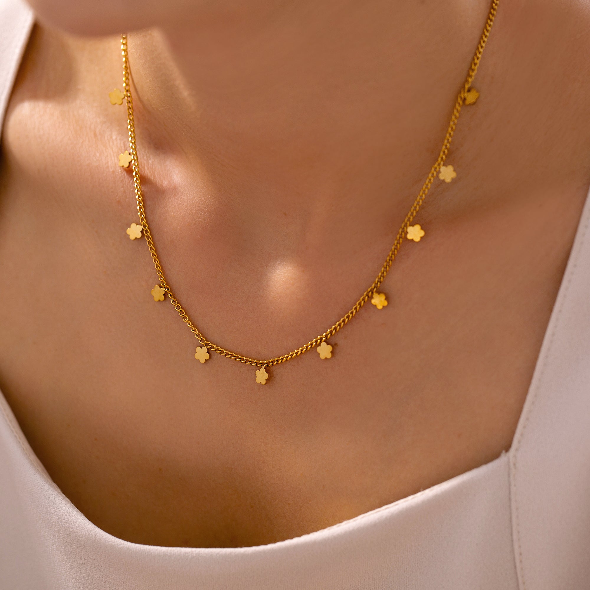 Dainty Multi Flower Charm Choker Necklace