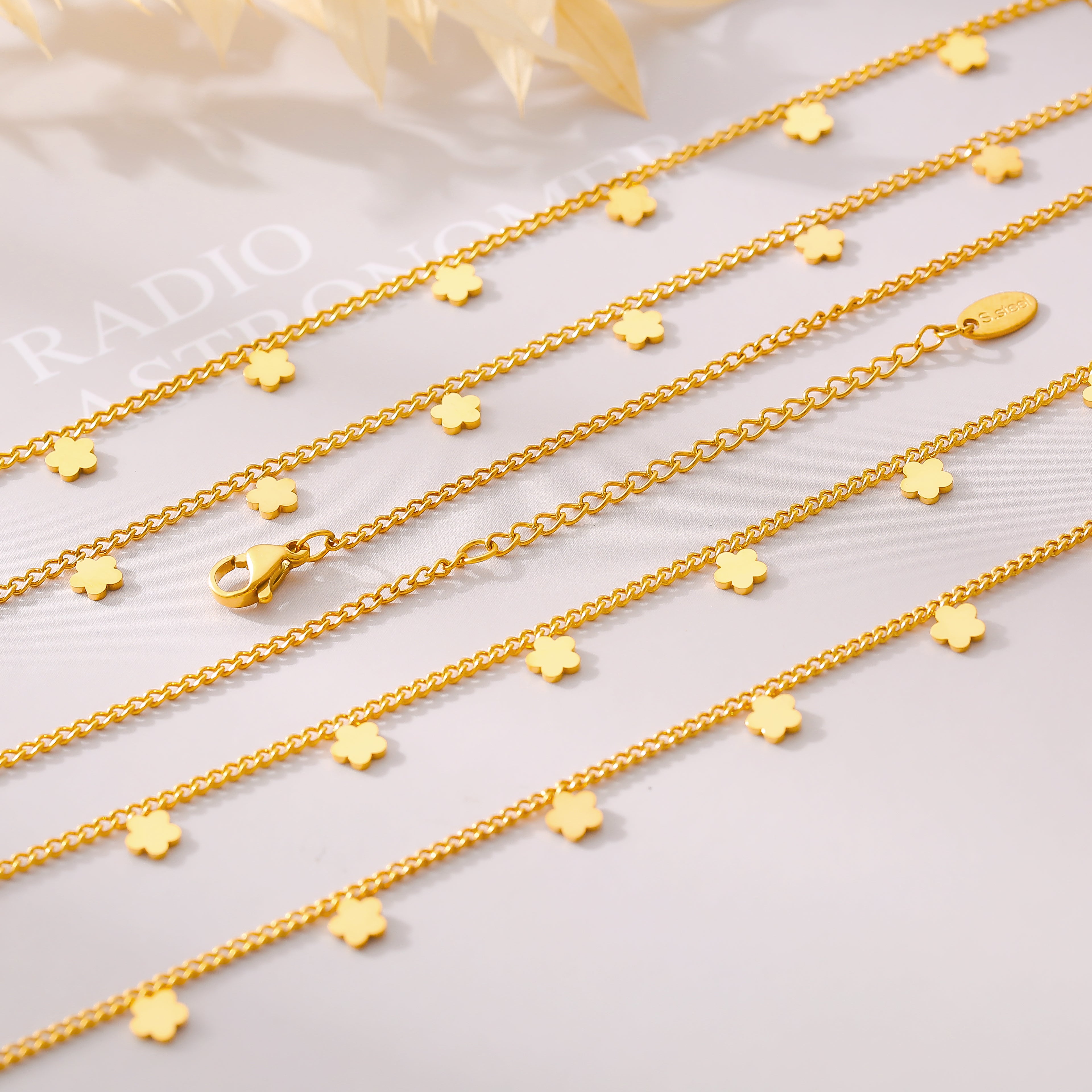 Dainty Multi Flower Charm Choker Necklace