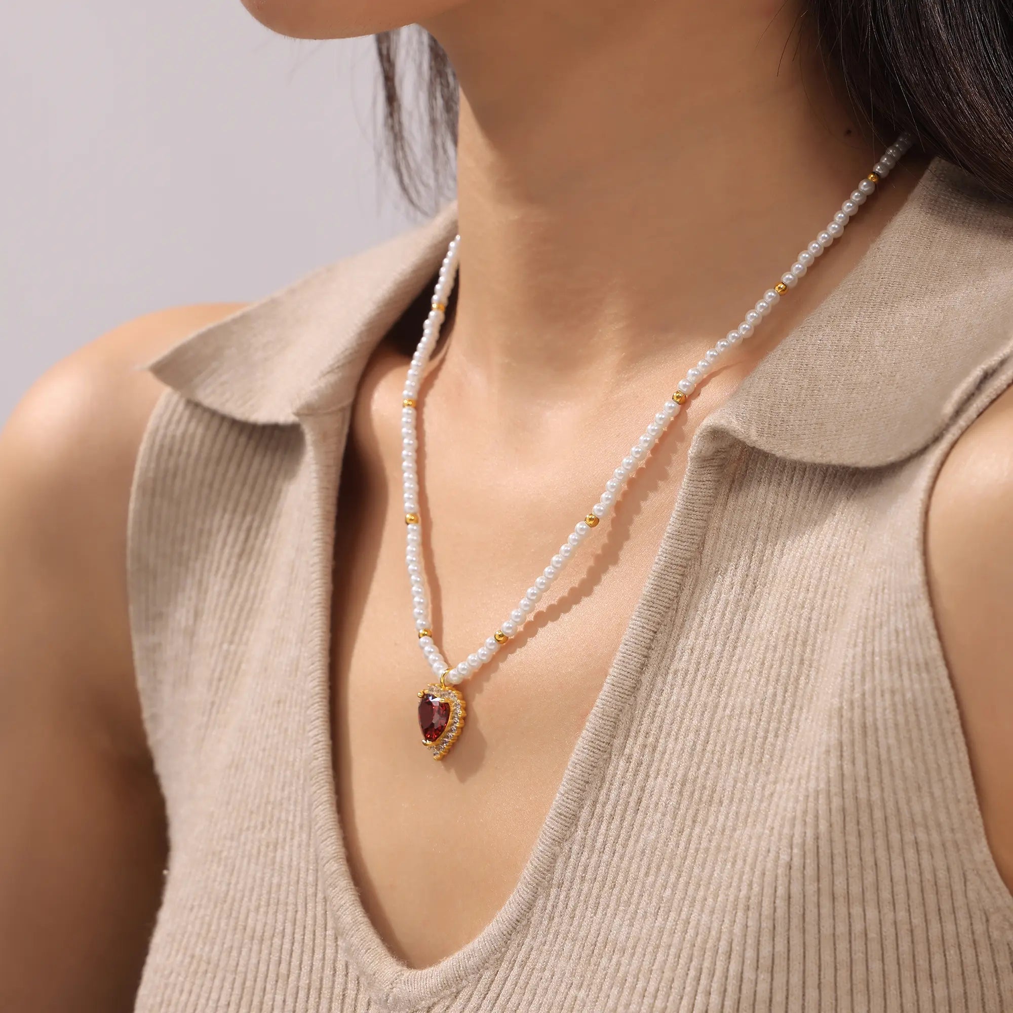 Vintage CZ Zirconia Heart Pendant Pearl Necklace